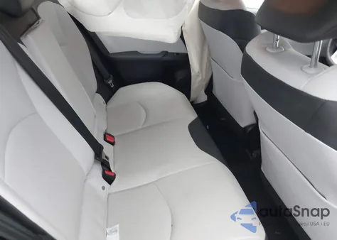 2016 Toyota Prius Three Touring z USA, uszkodzony, nr VIN JTDKARFU8G3508911